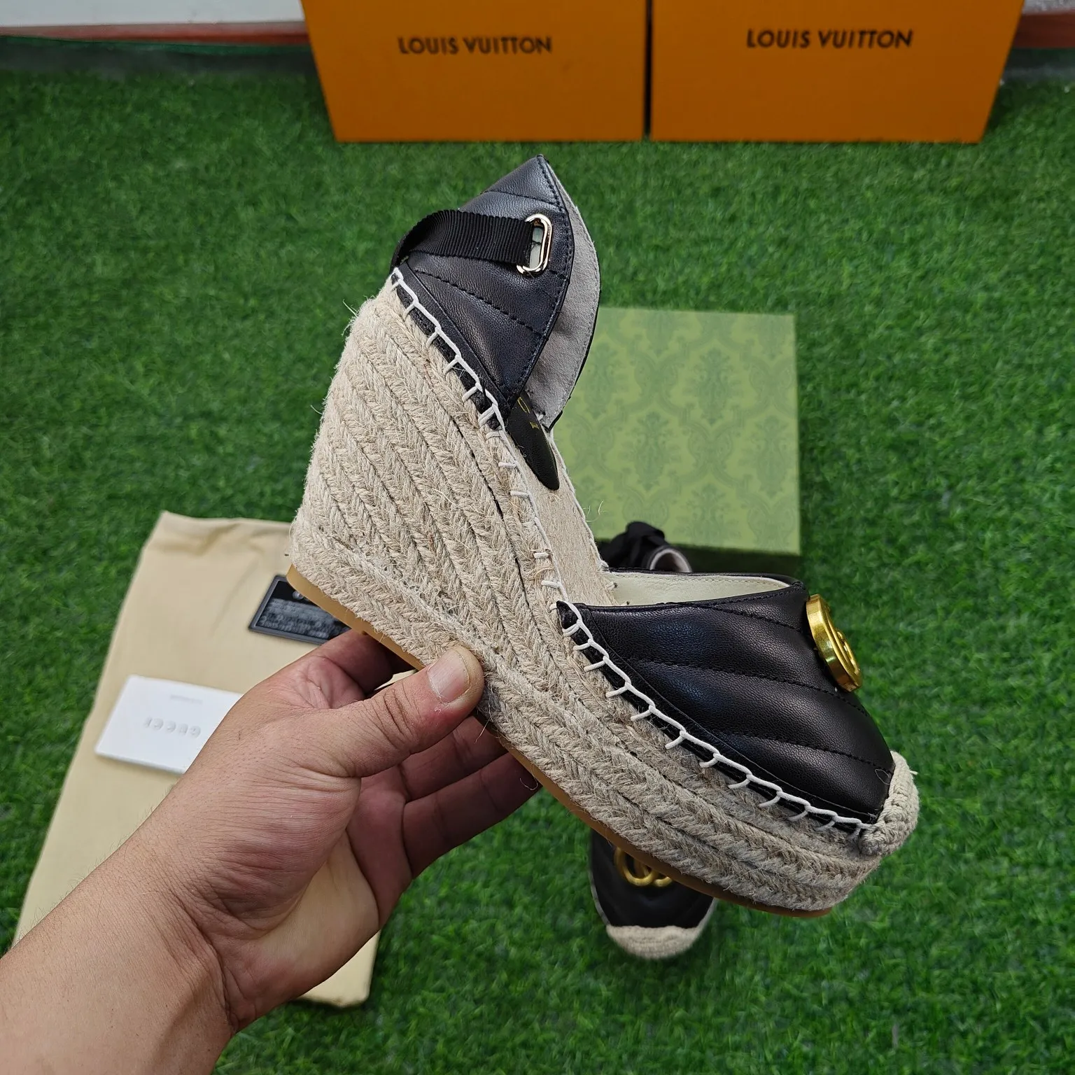 👟👟Ex-factory price 440👟👟 GUCCI wedge fisherman sandals, thick-soled straw, high-end quality, fabric: double G fabric, electric embroidery, lining: mixed sheepskin lining, code number: 35～41